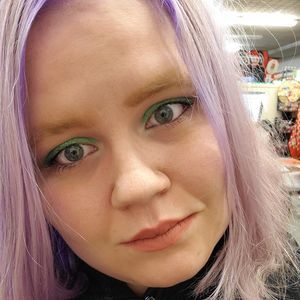 Meet your Posher, Cassaundra